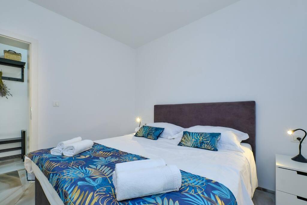 Apartments Olea Мали-Лошинь Экстерьер фото