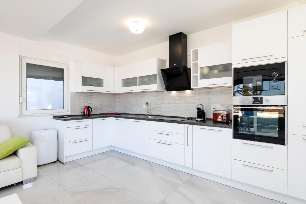Apartments Olea Мали-Лошинь Экстерьер фото